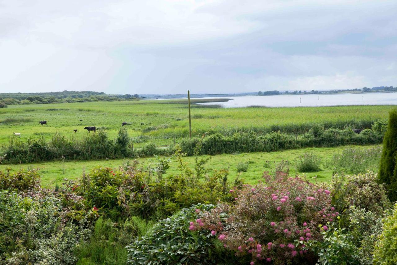 Inny Bay Bed And Breakfast Tang Exterior foto